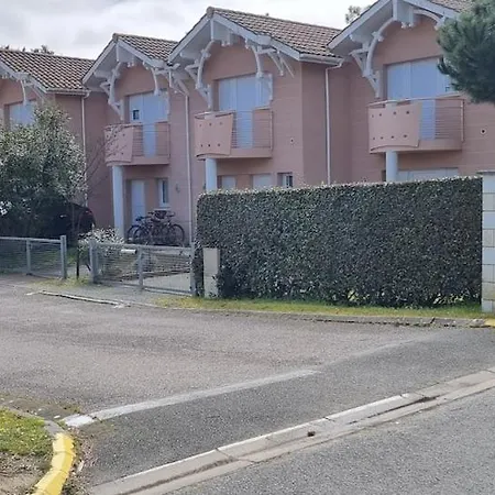 Maison A 100m - A Pied - 5 Pers
